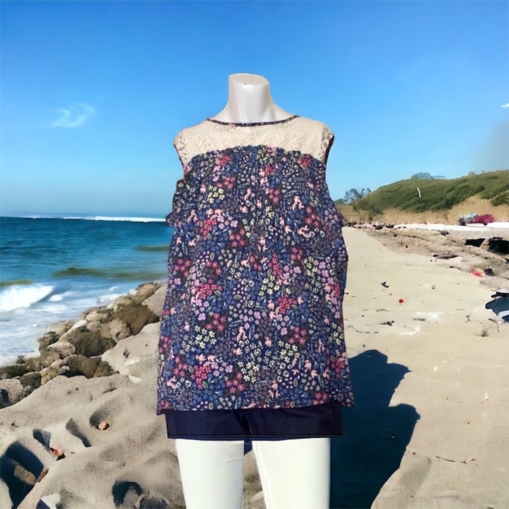 💙JOLT Peasant Blouse w/Floral Cold Shoulder Design NWT💙